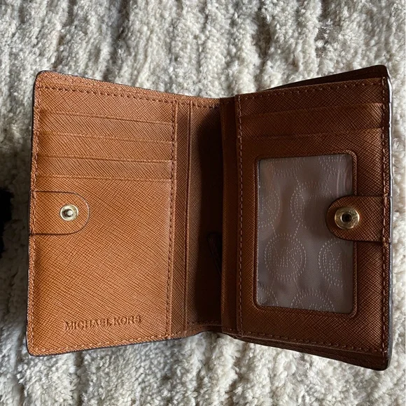 Michael Kors Wallet - Picture 3 of 3
